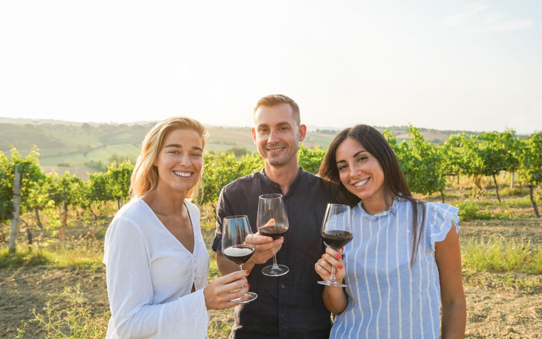 friends winetasting Barbera in the summer
